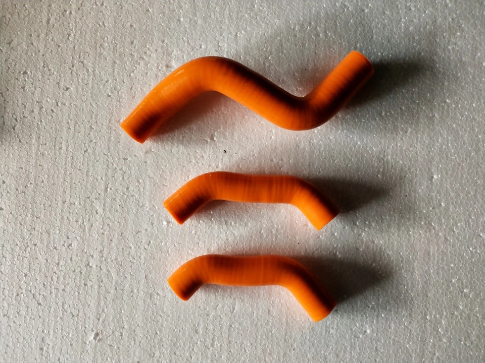 silicone radiator hose for HUSQVARNA FC/FS/FX 450 2018-2020; 450 SX-F 19-21 - Imagem 2 de 4