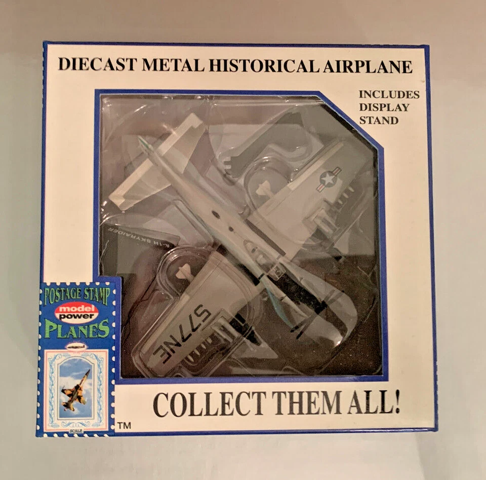 A 1 H Skyraider. U S NAVY. Korean War. Die Cast Metal. 1:110 scale. New in Box. - Image 4 of 4