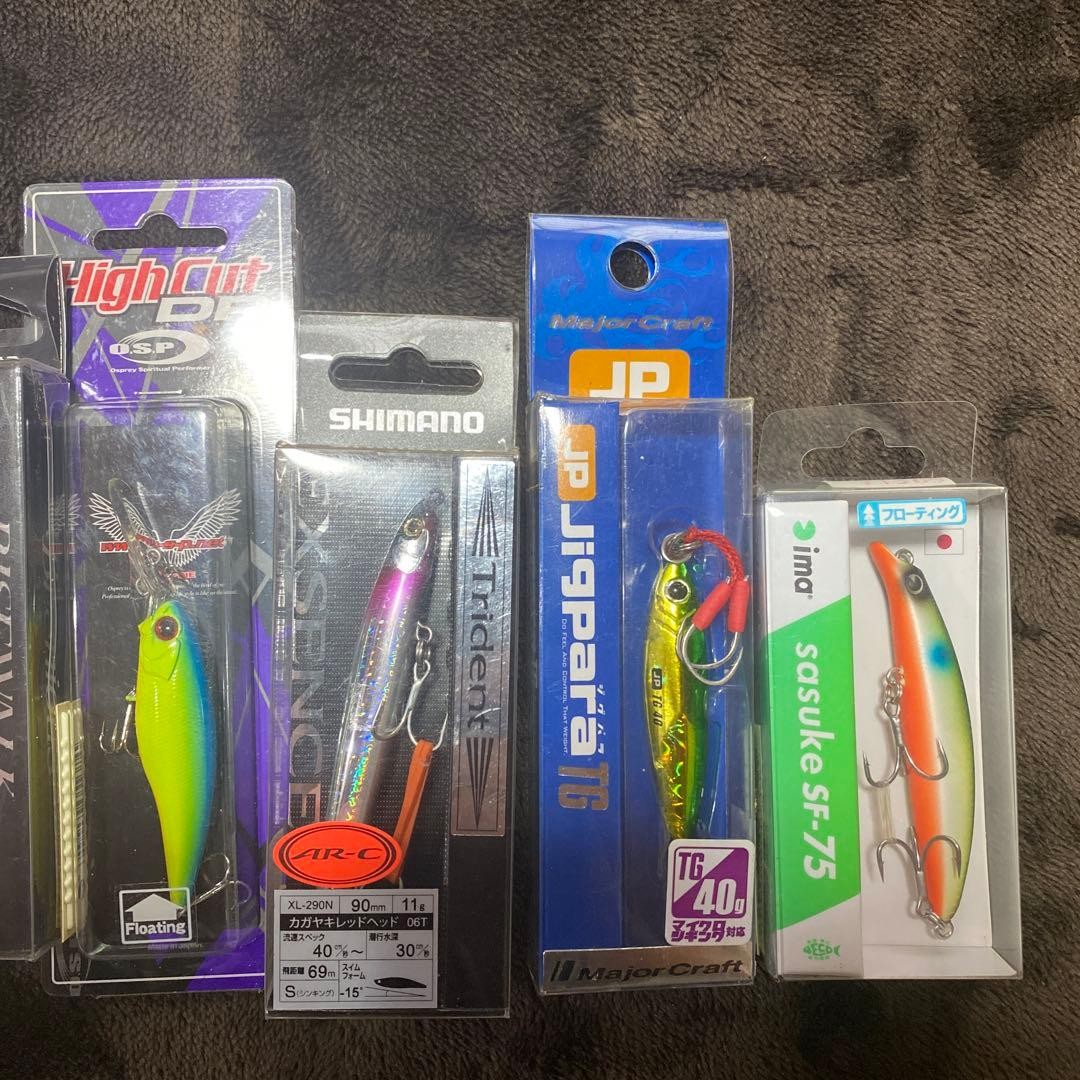 Minnow Jig Lures Lot of 8 Unused Assorted Colors Japan Fishing Tackle Set - Image 3