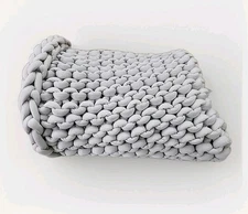 Comfrt Cuddlecloud 20Lb Weighted Hand-Knitted Blanket - Powder 45 x 74 inches
