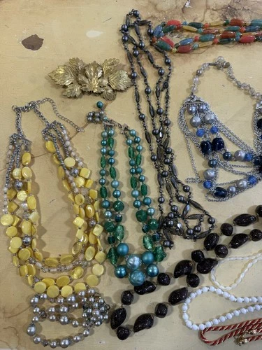 Vintage Estate Fresh Costume Jewelry Lot Of Beaded Necklaces Bracelets