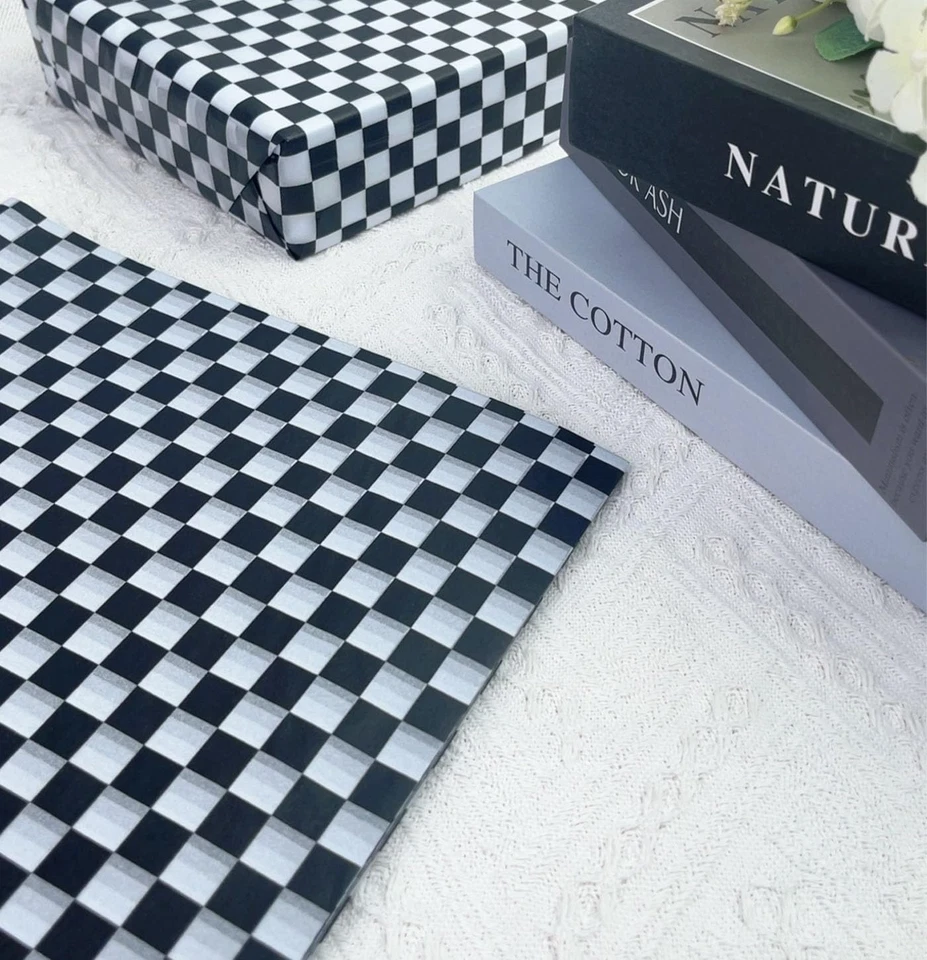 100 Sheets Checkered Tissue Paper 14 X 20 Inches Black and White for Gift Packin - Image 4 of 4