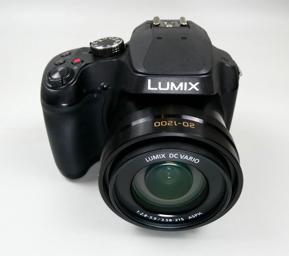 Panasonic Lumix DC-FZ82D 4K 18.1MP Digital Camera - Light Use - Boxed — 第 4/4 张图片