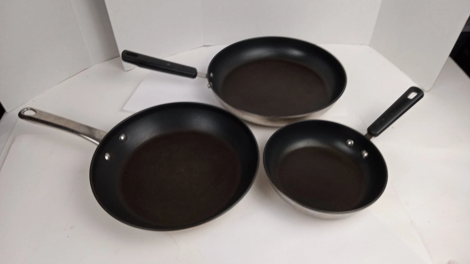 COOK'S ESSENTIALS Impactbase Set of 3 Nonstick Frying Pans Skillets 8" 11" 12"