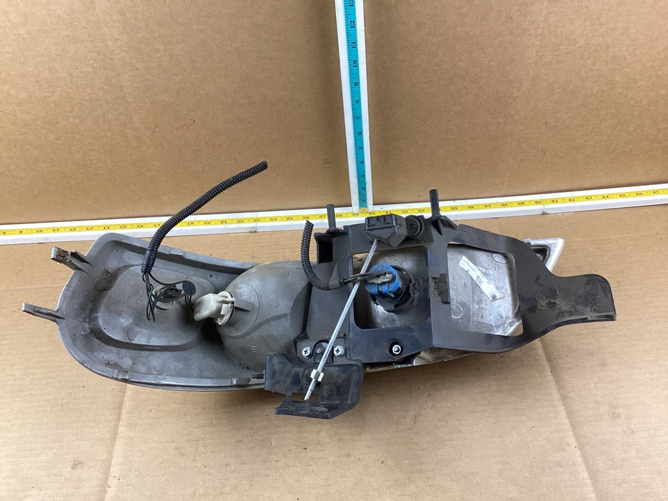 Faro de señal delantero derecho Chevrolet Venture 1997-2005 16521704A Foto 4 de 4