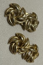 Vintage Musi Gold Tone 1970's Spiral Shoe Clips