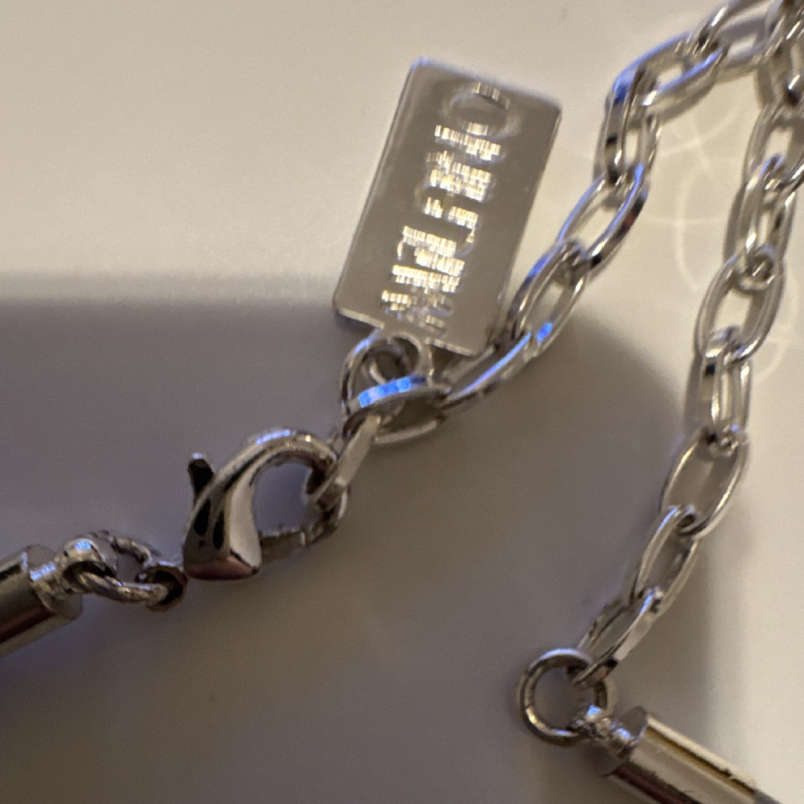 QUDO Rectangular Crystal Pendant Choker Necklace … - image 2