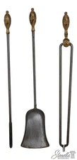 F70916: VIRGINIA METALCRAFTERS Colonial Williamsburg 3 Piece Fireplace Tool Set
