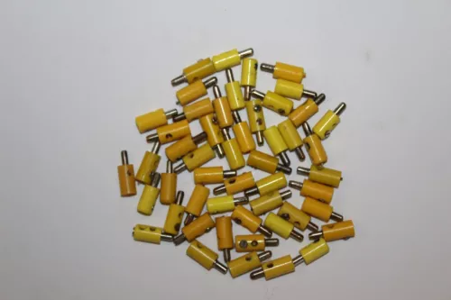 Märklin, Brawa, Noch 50 Stecker gelb