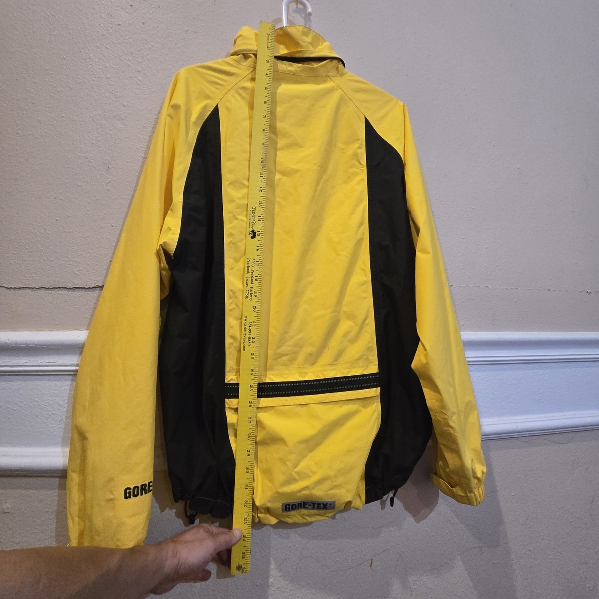 GORE BIKE-WEAR Men's GORE-TEX XCR Removable Hood Cycling Yellow