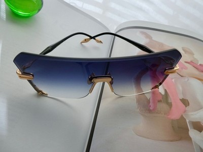 Hot to trot! , Dita women sunglasses full frame square shape color gold /Black