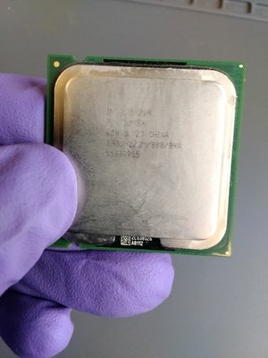 Intel Pentium 4 Processor 650 SL7Z7 3.40GHz 2MB 800FSB Socket 775 R C02162026C