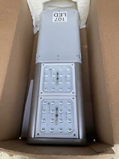 New Cooper Lighting Navion 120-277v LED Streetworks Area/Site Luminaire 107W
