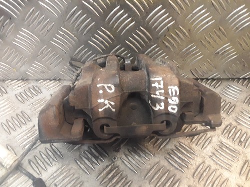 BMW 3 E90 E91 318 320 I Vorne Links Bremssattel