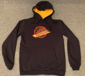 canucks sweatshirt