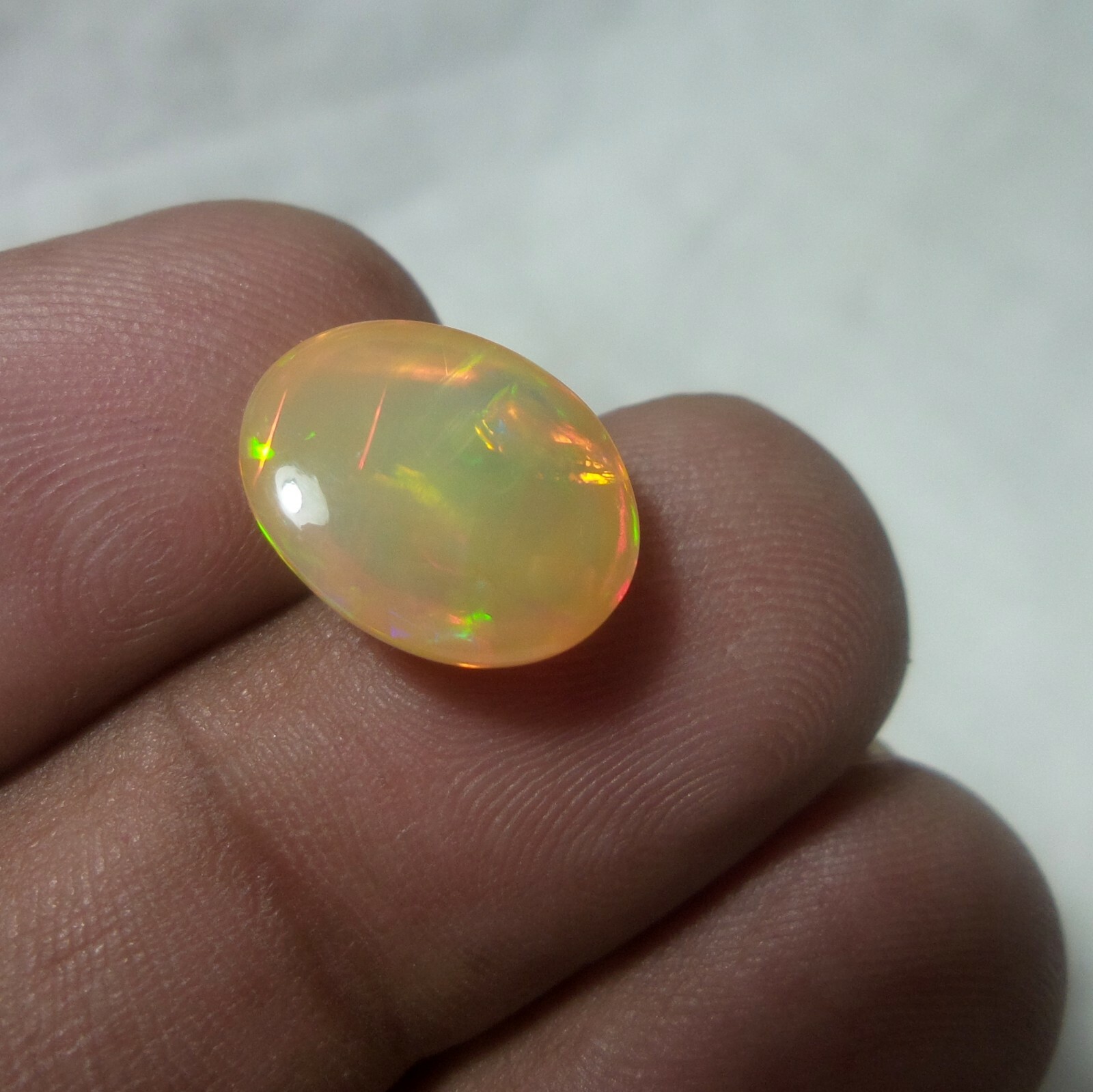 4 Ct 13.2x10.5 MM Natural Rainbow Fire Welo Opal Oval Shape Cabochon Popularna edycja limitowana