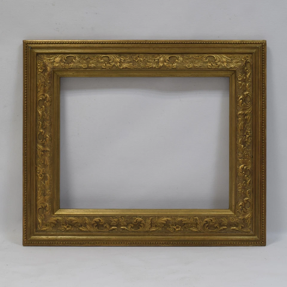 Cadre ancien de 1850-1900 en bois décoré Couleur Or Feuillure: 50,5x40 cm - Photo 2/4