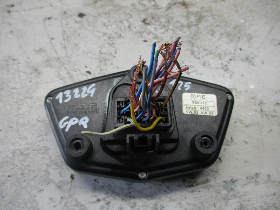 866072 Contachilometri Strumentazione Display Veglia Derbi GPR 125 2009 2015 - Immagine 3 di 4