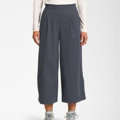 The North Face Gray Relaxed Fit Standard Wide Pants NWT Size 12