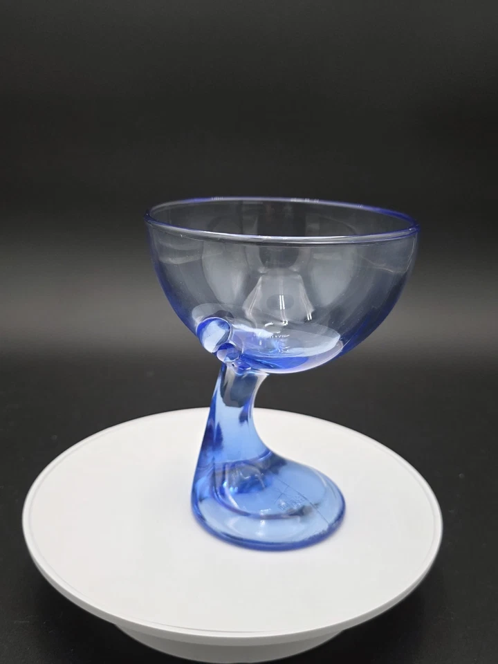 Taza de postre de vidrio ala azul Bormioli Rocco Jerba 11 oz Italia vástago curvo Foto 4 de 4