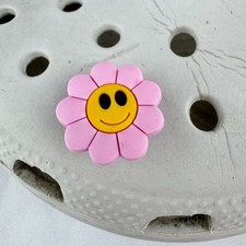 Croc Jibbitz Pink Smiley Flower