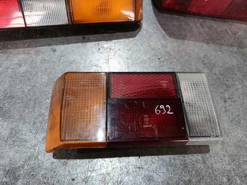 VW GOLF 1 MK1 I 17 Rücklicht Rückleuchte links 53225R3, 53225R6, 53225R7