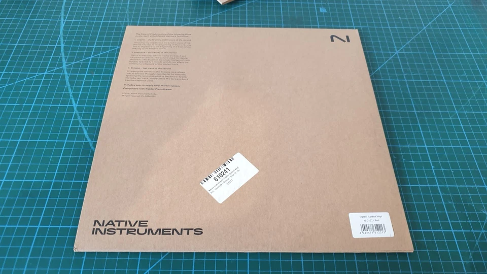 Native Instruments Traktor Control Vinyl Rot 12" Timecode-Control (NI-31221 Red) - Bild 2 von 4