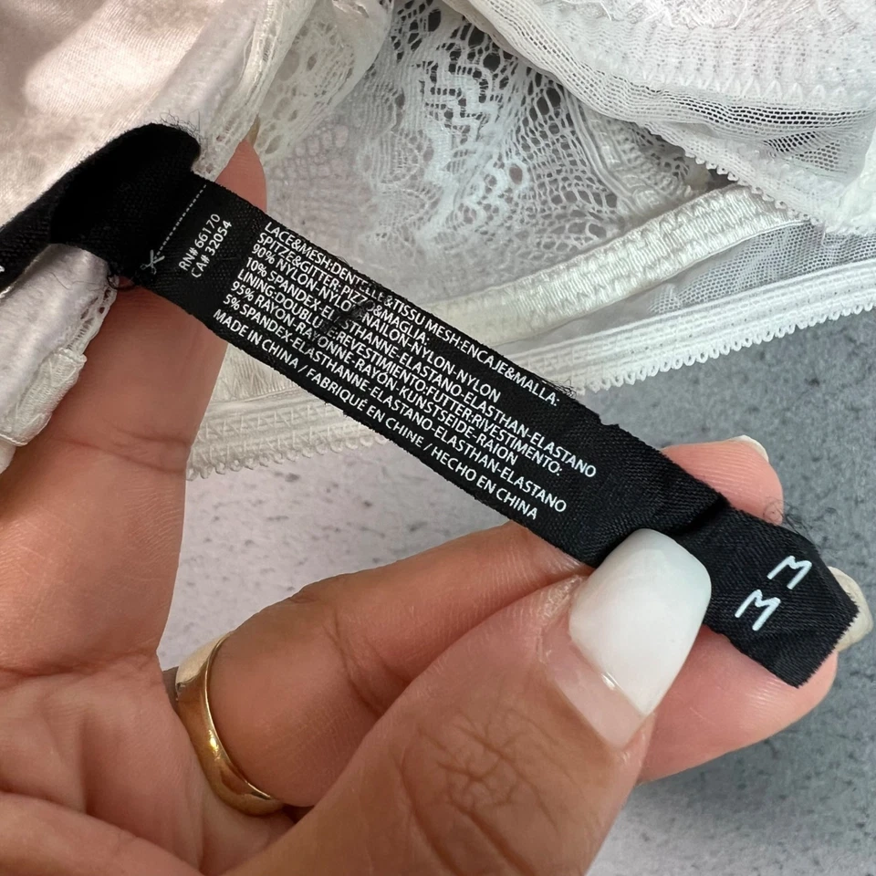 Bralette Halter Out From Under Lace Mediano Blanco Encaje Floral Foto 4 de 4