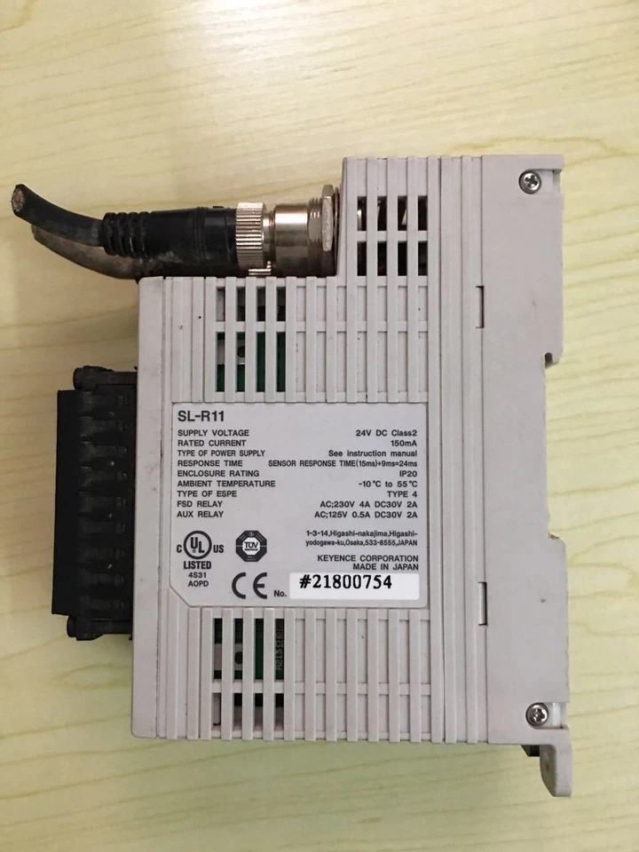 keyence PLC SL-R11 FREE EXPEDITED SHIPPING Refurbished - Image 3 of 3