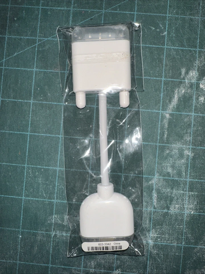 Genuine OEM Apple DVI Male To VGA Female Monitor Adapter Cable 603-3342 - Image 4 of 4