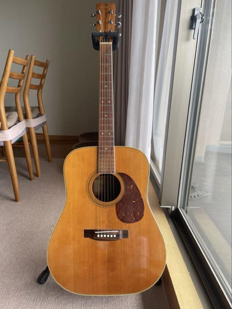 Acoustic Guitar Three S by Suzuki Violin N.7520 Natural with Gig