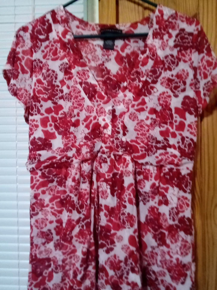 Top Babydoll Empire Madison Studio Rojo y Blanco Cuello en V L Foto 2 de 4