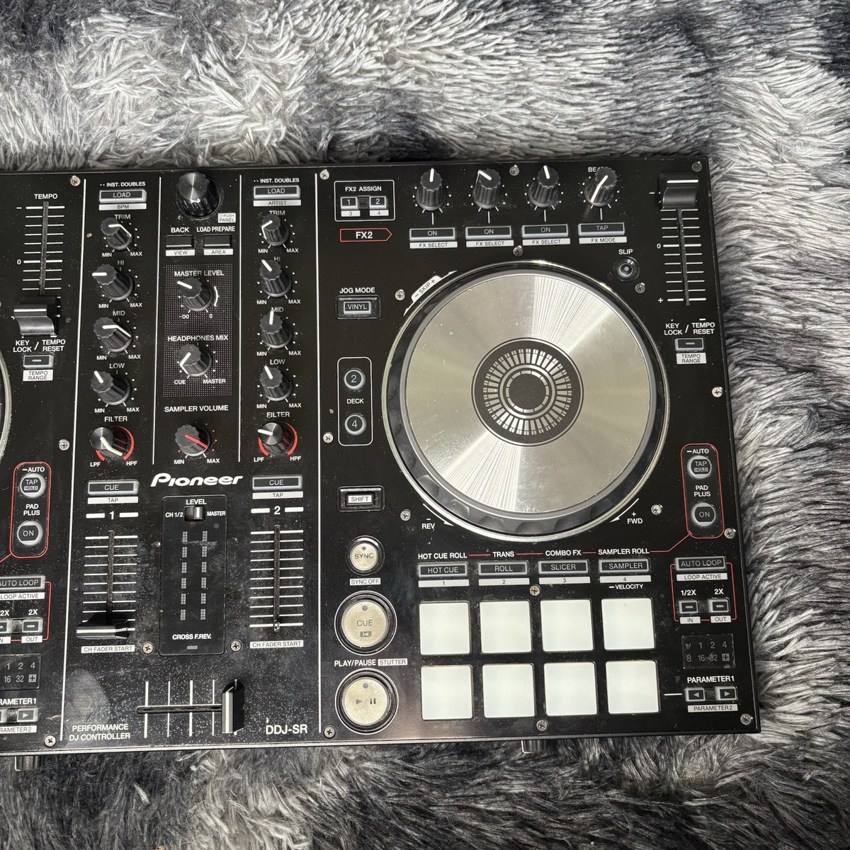 Pioneer DDJ-SR デジタルDJコントローラー Pioneer DDJ-SR Controller Review - Digital DJ Tips
