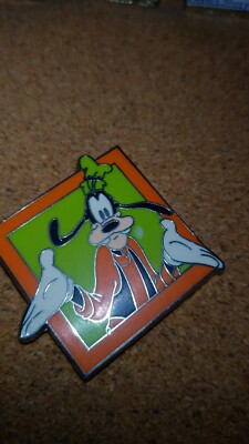 Disney World Goofy Pin 