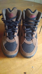 nike hiking boots mens