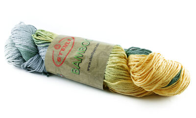 (63 /kg) 100g Multicolor Garn BAMBOO 100% Viscose Farbverlauf 250m / 100g
