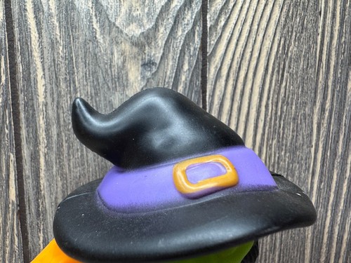 Halloween Witch Figurine Motion Activated Lights+ Cackling Sound 6" - Picture 3 of 8