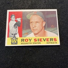 1960  TOPPS  # 25 ROY SIEVERS HG 140