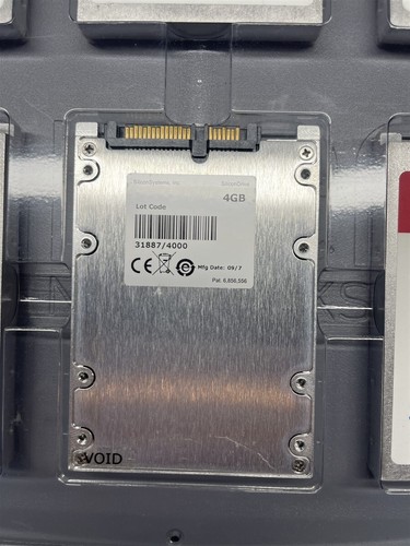 Silicon Systems SiliconDrive II 4GB SATA SSD-D04GS-4000 N.O.S never used. - Picture 2 of 2