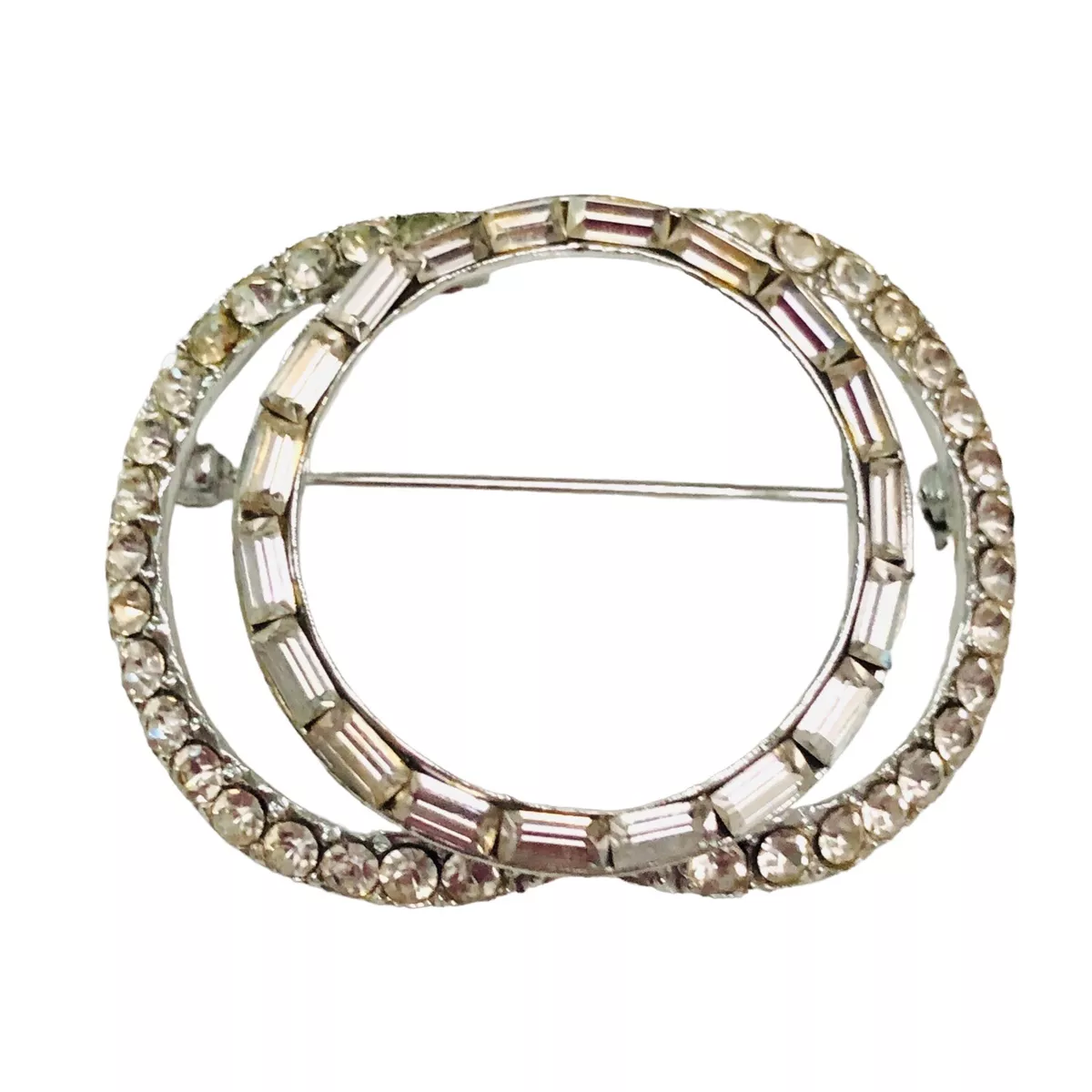 Circle brooch online