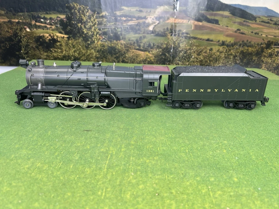 MTH RAILKING 30-1115-1 PENNSYLVANIA K-4S 4-6-2 STEAM LOCO/TENDER PS.1 #1361 PRR - Image 2 of 4