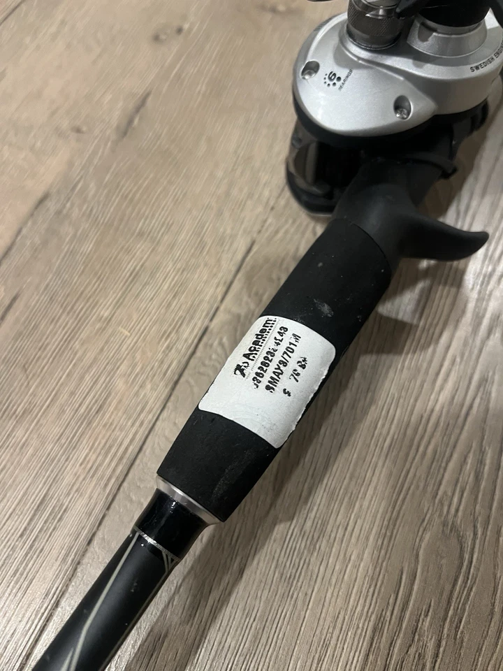 Abu Garcia Silver Max Baitcasting Reel 6 Ball Bearing, 6 .4:1 Ratio, Left Hand - Image 3 of 4