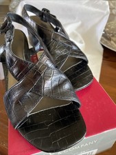 Nine West Black CROCO Sandals Heels 7.5M with box Crocodile skin look.