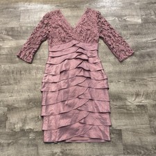 Adrianna Papell Ash Rose V Neck Lace Bodice Tiered Sheet Mini Dress Sz. 4