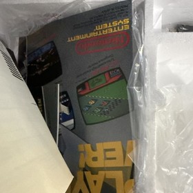 Nintendo NES Action Set Gray Zapper Version - Empty Box with foam & extras  Read