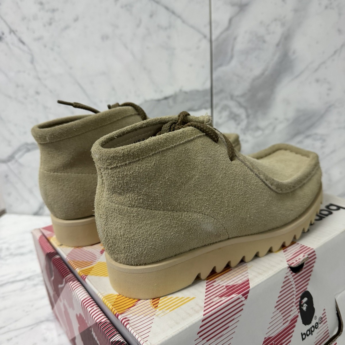 Size 8 - A Bathing Ape Bape Manhunt Beige View 4