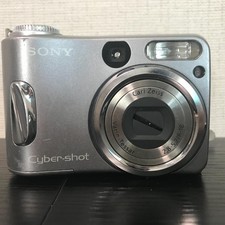 Sony Cyber-shot DSC-S60 Compact Digital Camera with Carl Zeiss Lens