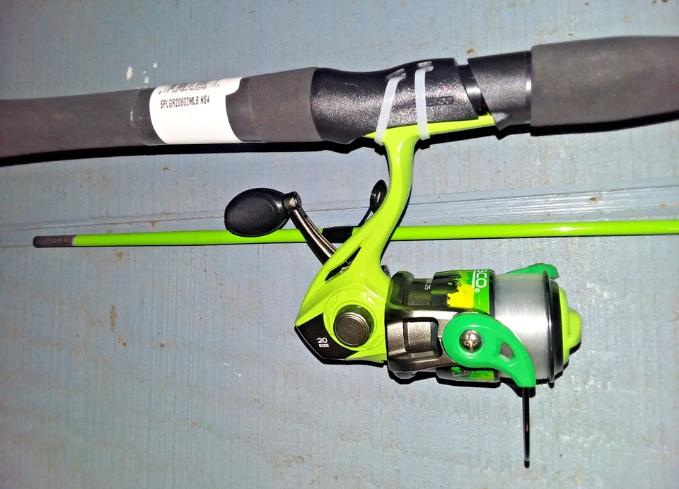 Zebco Splash GREEN Spinning ROD & REEL Combo 2 Bearings Metal Gears 20.00 ! - Image 3 of 4