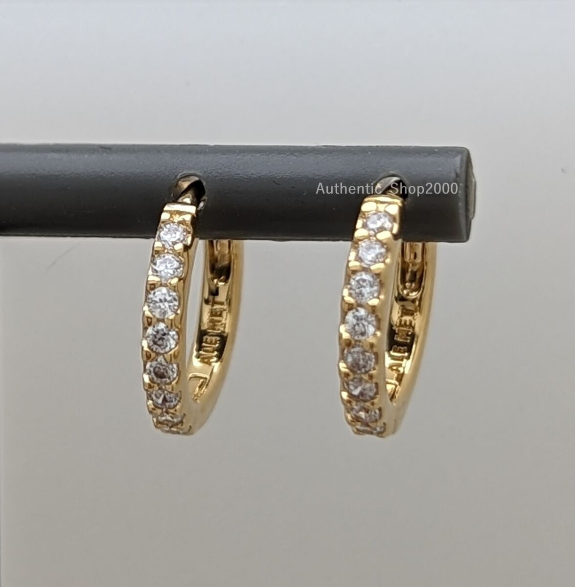 s-l1200.jpg s-l1200.jpg