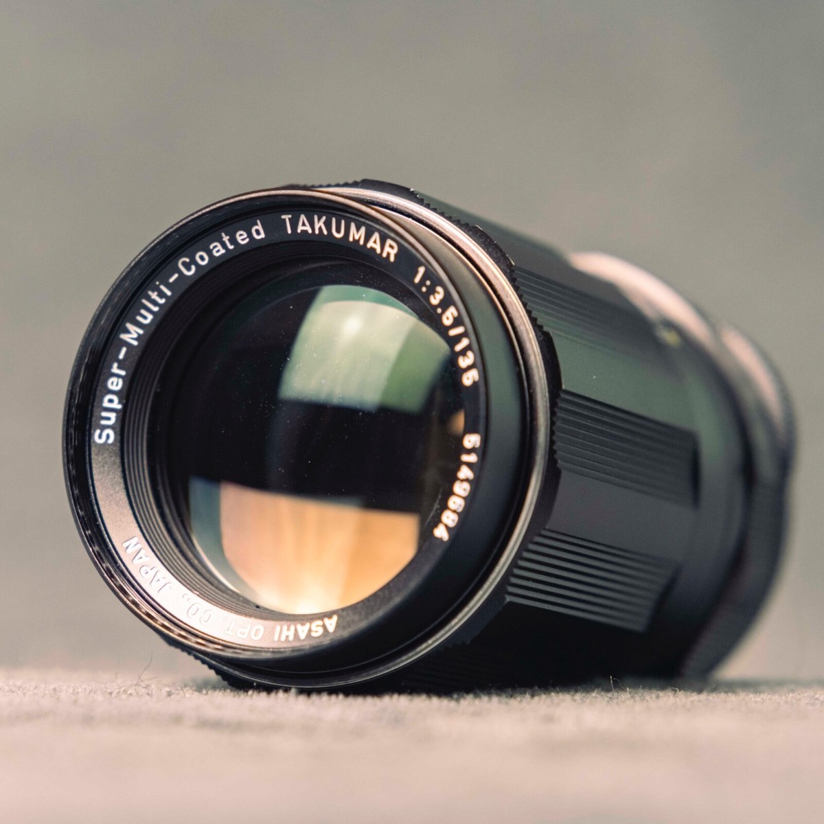 MINT CONDITION Super-Multi-Coated Takumar 135mm f3.5 M42 MINT CONDITION Super-Multi-Coated Takumar 135mm f3.5 M42
